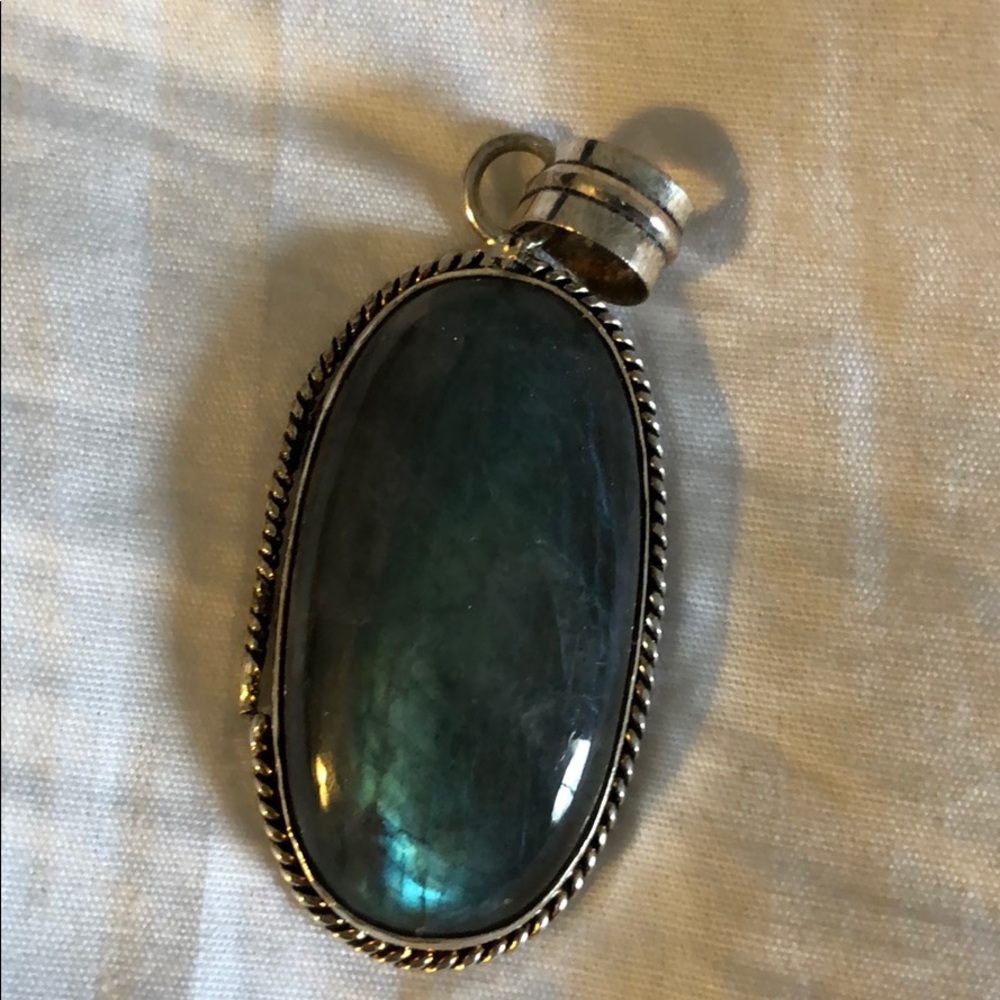 Labradorite Pendant .925